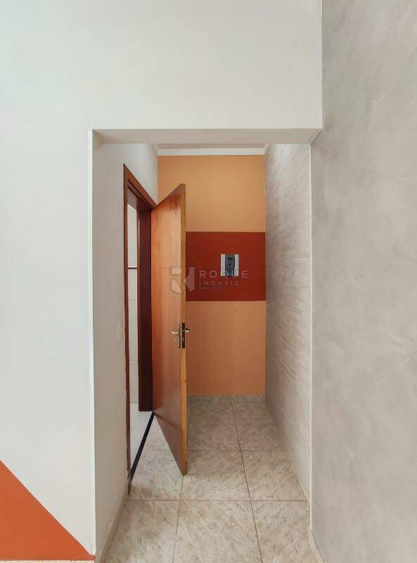 Salas/Conjuntos para aluguel no bairro Vila Esteves: Sala 