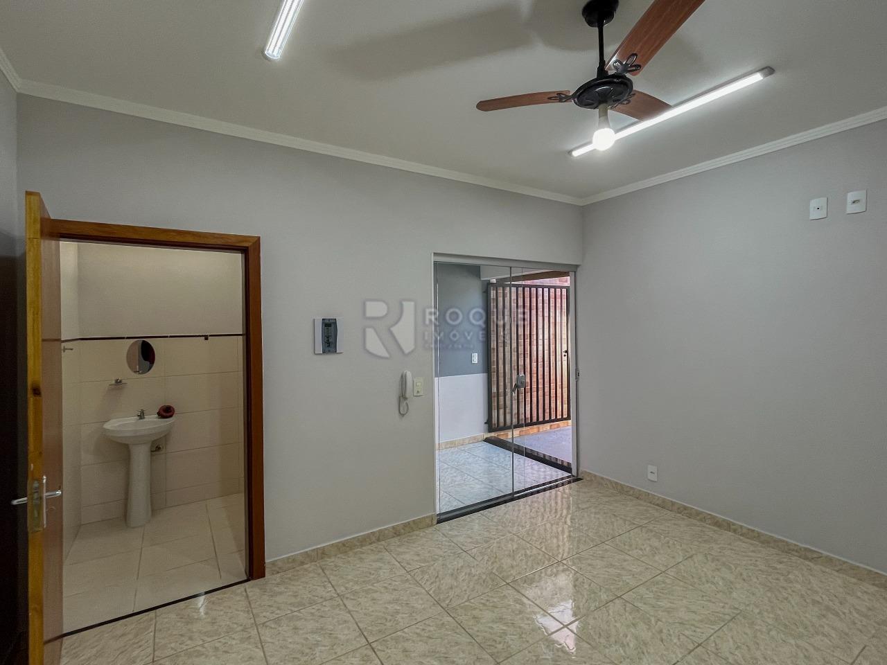 Salas/Conjuntos para aluguel no bairro Vila Esteves: Sala 