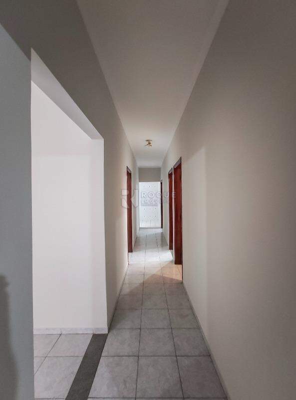 Casa Residencial para aluguel no bairro Jardim Santo André: Hall