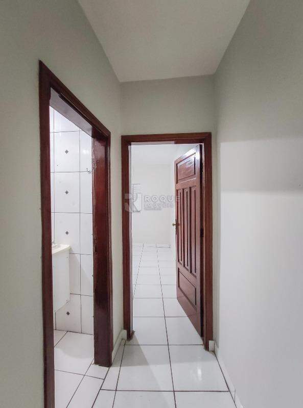 Casa Residencial para aluguel no bairro Jardim Santo André: Hall