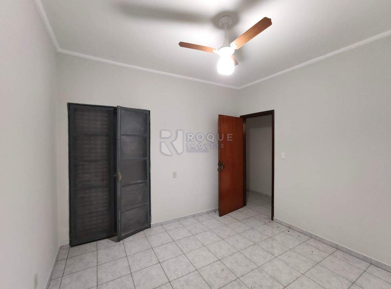 Casa Residencial para aluguel no bairro Jardim Santo André: Dormitório 4
