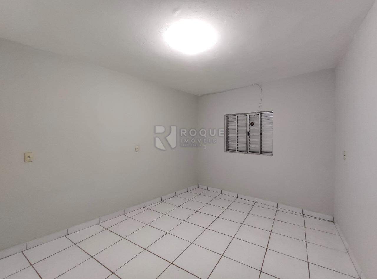 Casa Residencial para aluguel no bairro Jardim Santo André: Dormitório 5