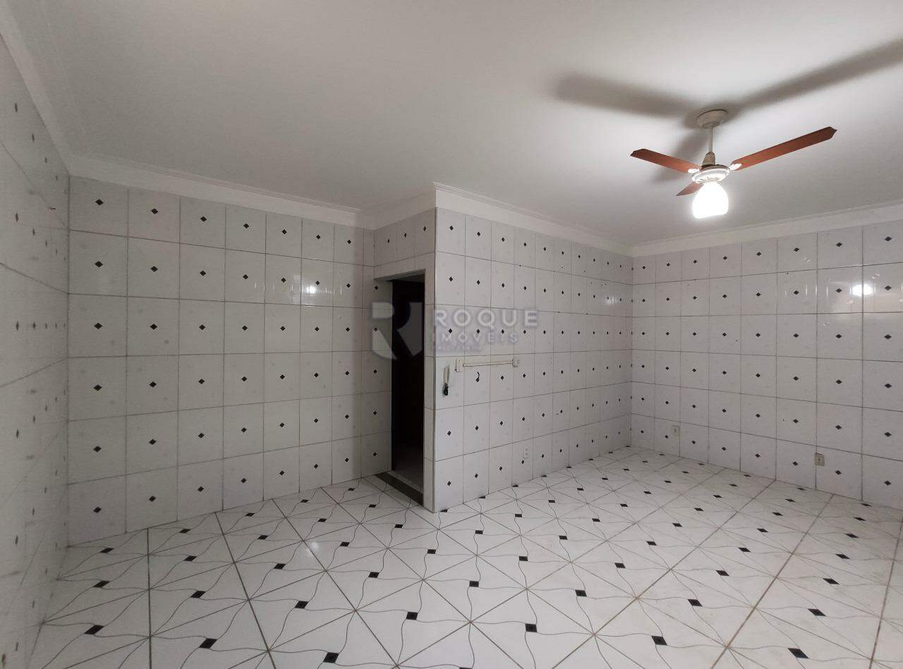 Casa Residencial para aluguel no bairro Jardim Santo André: Cozinha