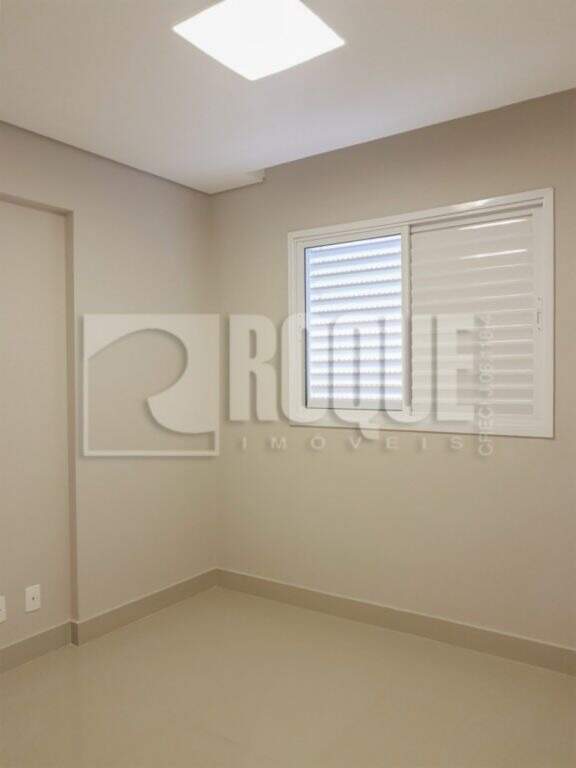 Apartamento para aluguel no bairro Jardim Residencial Francisco Cruãnes: Dormitório 2