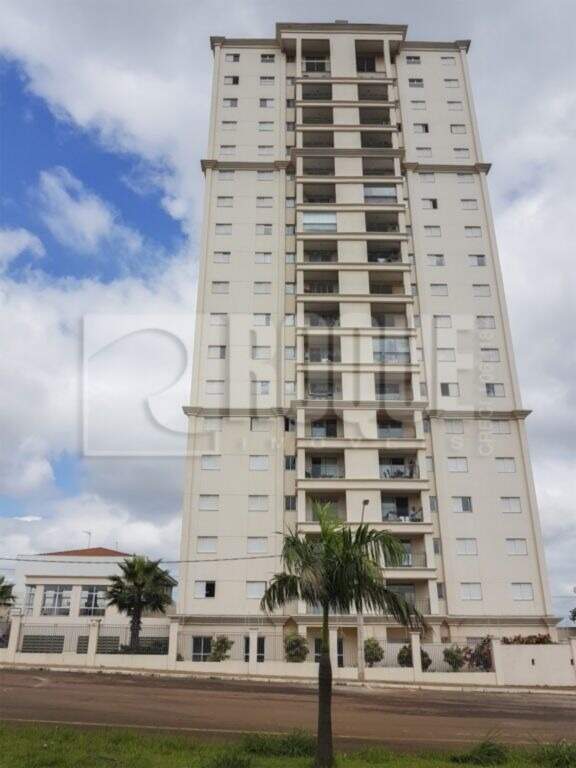 Apartamento para aluguel no bairro Jardim Residencial Francisco Cruãnes: Fachada