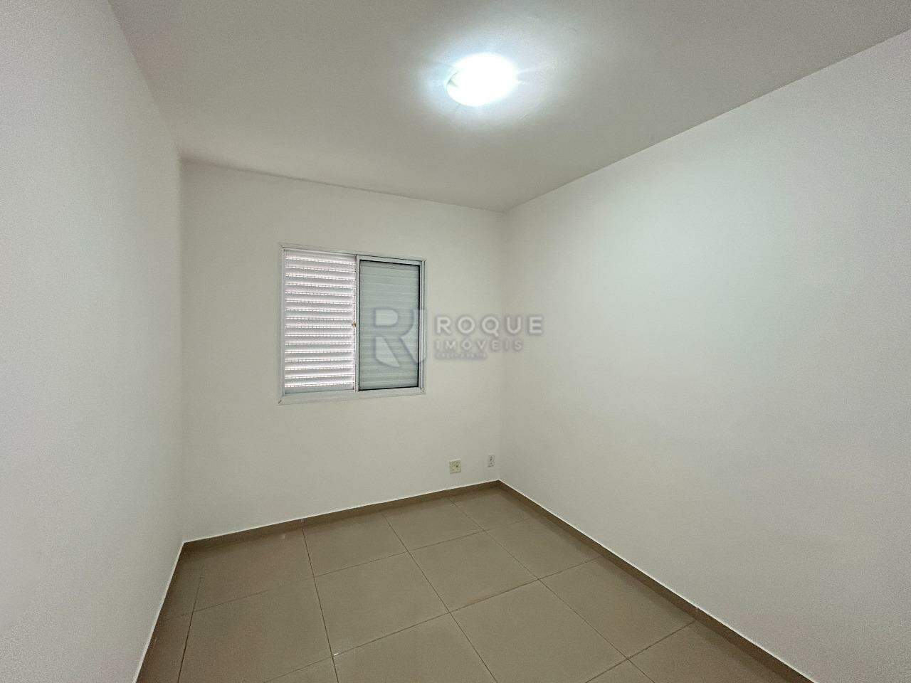Apartamento para aluguel no bairro Jardim Esmeralda: Dormitório 1
