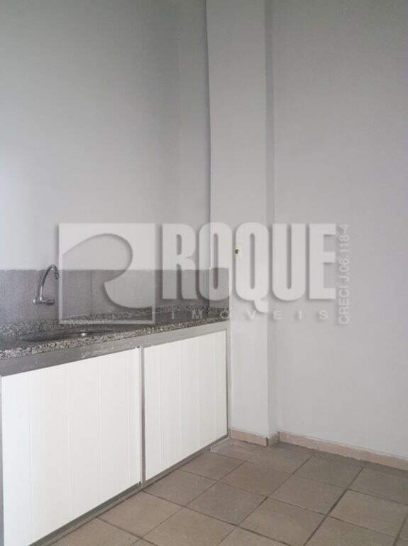 Salão para aluguel no bairro Vila Anita: Cozinha