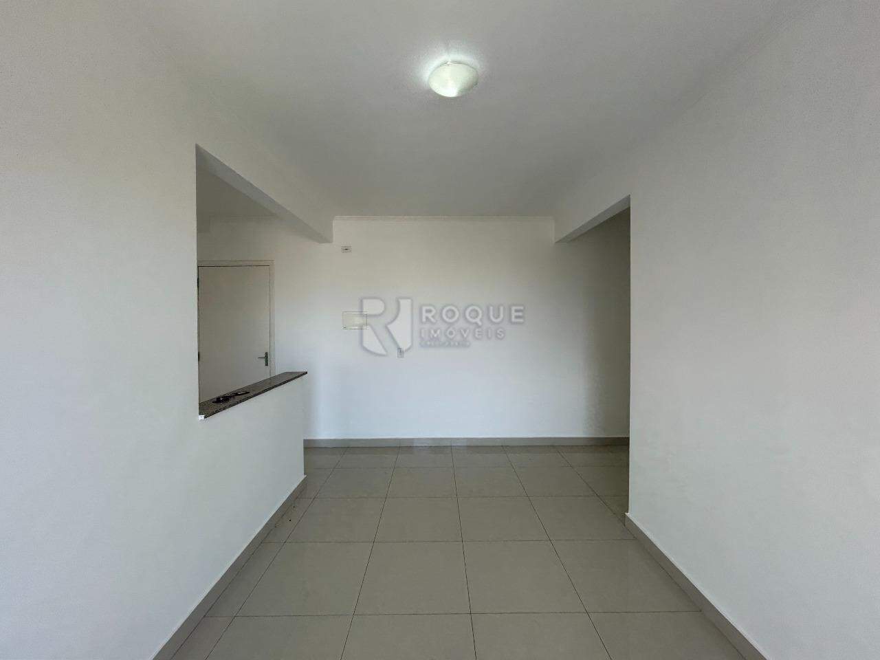 Apartamento para aluguel no bairro Jardim Esmeralda: Sala