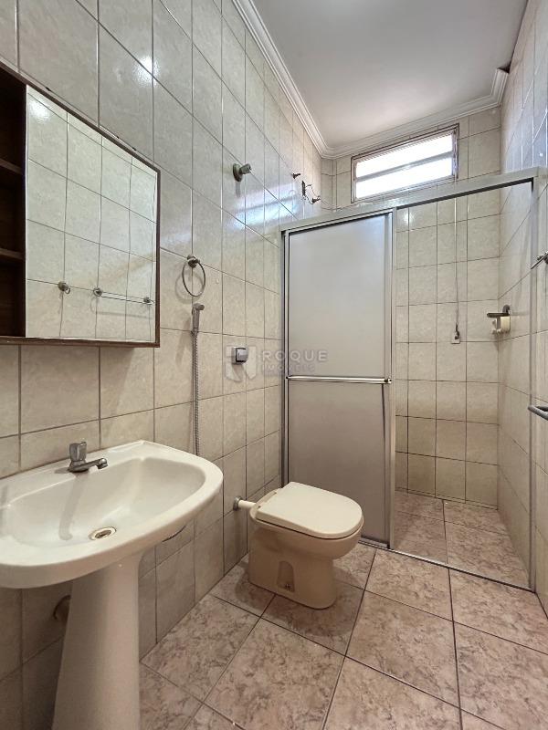 Casa Residencial para aluguel no bairro Jardim Paulista: WC social 