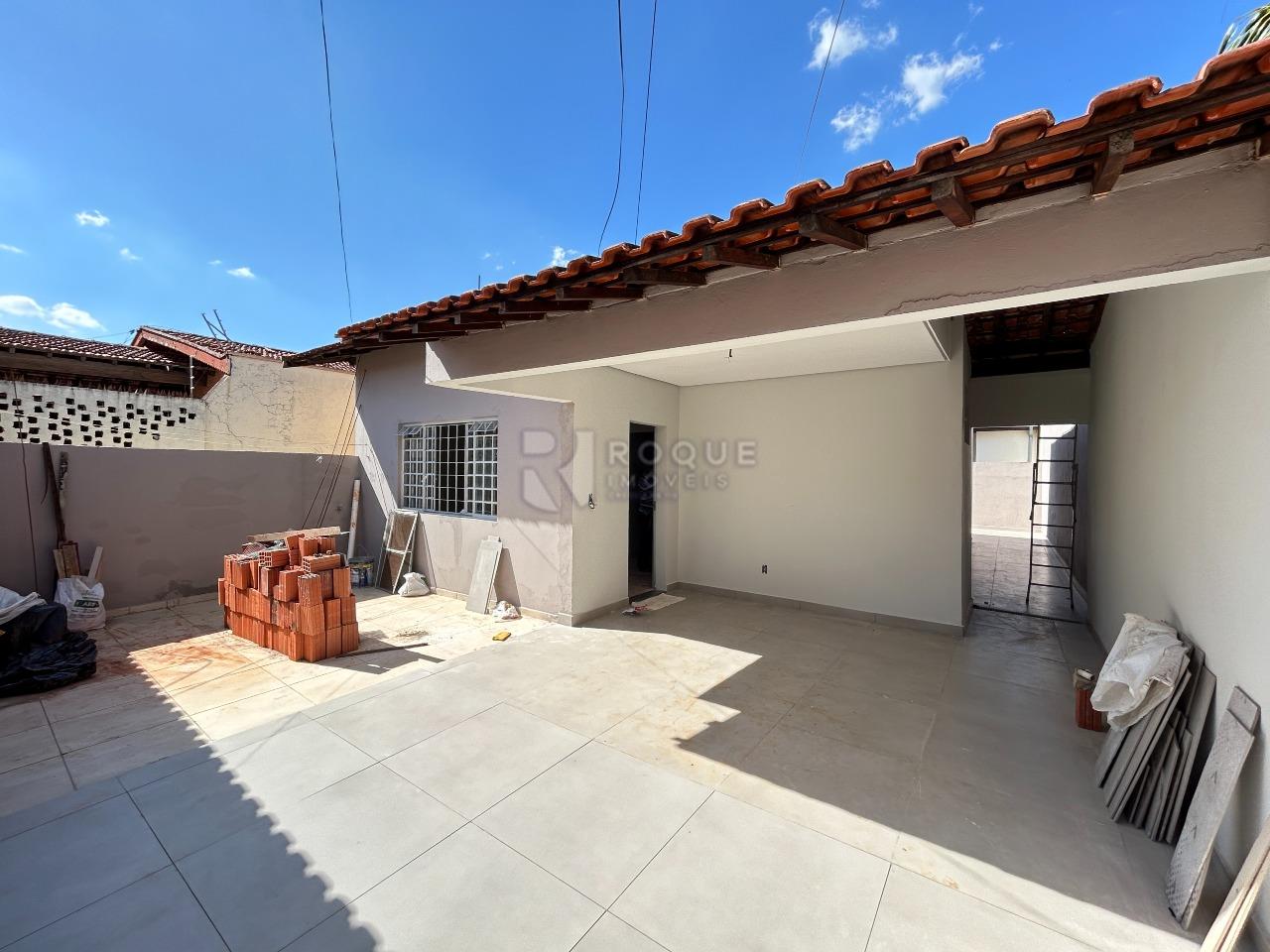 Casa Residencial para aluguel no bairro Jardim Paulista: Frente / Garagem 
