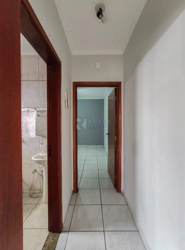 Casa Residencial para aluguel no bairro Jardim Residencial Dona Santina Paroli Peccinini: Hall 