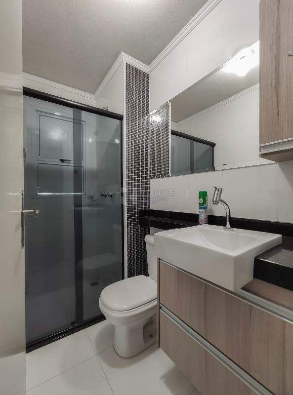 Apartamento para aluguel no bairro Vila Queiroz: WC social