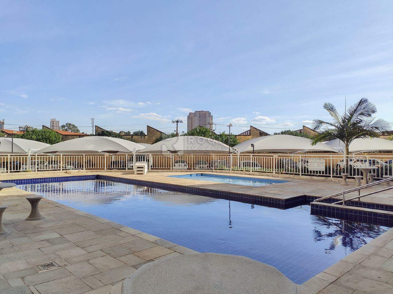 Apartamento para aluguel no bairro Vila Queiroz: Área do condomínio