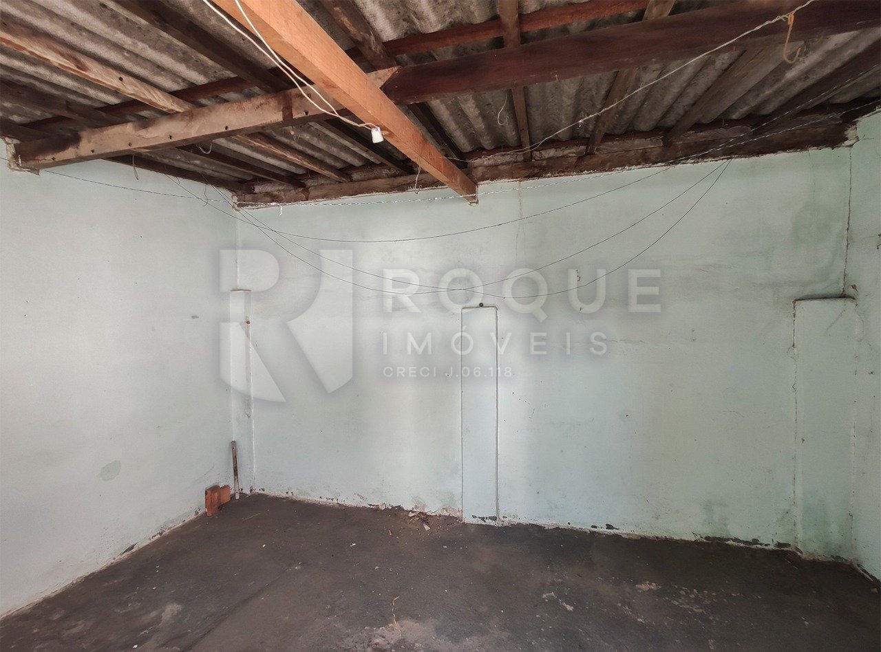 Casa Residencial para aluguel no bairro Vila Cristovam: Despensa