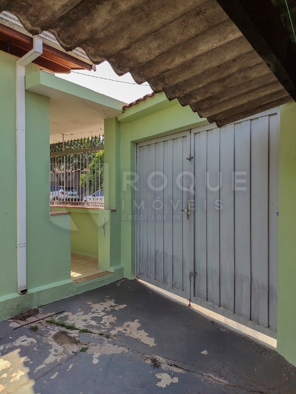 Casa Residencial para aluguel no bairro Vila Cristovam: Área externa