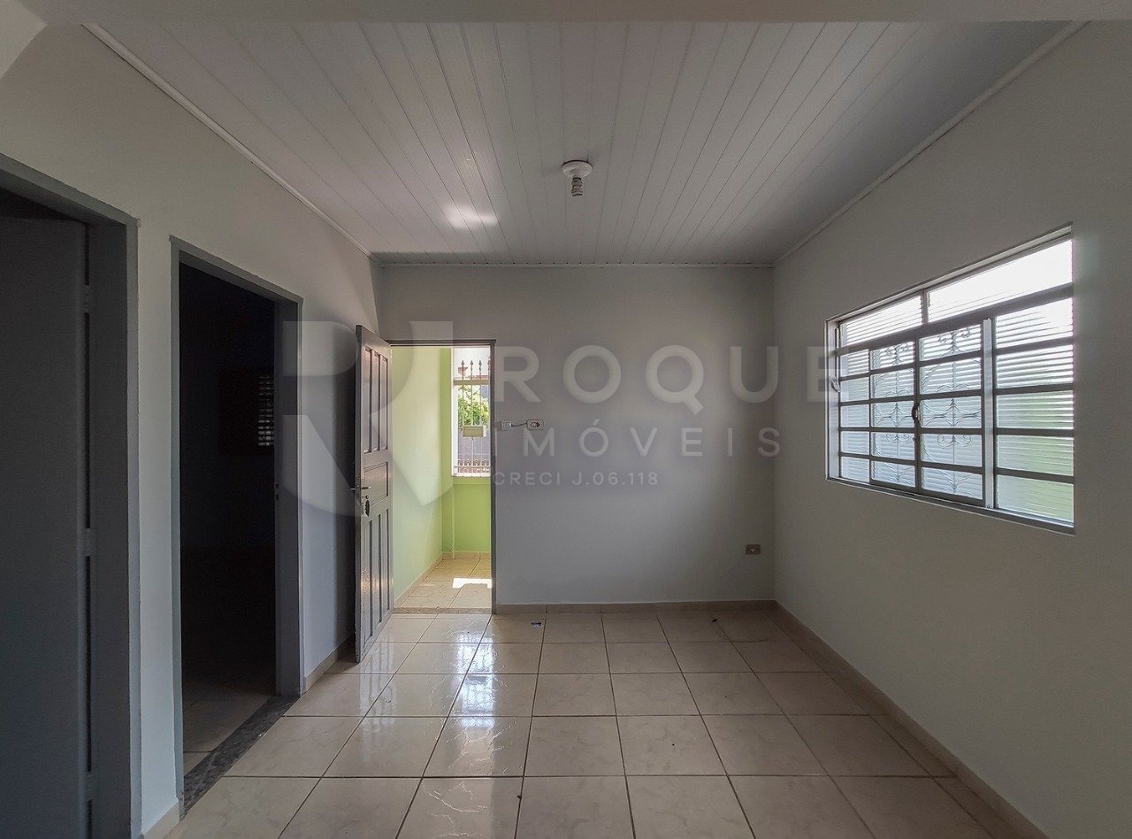 Casa Residencial para aluguel no bairro Vila Cristovam: Sala