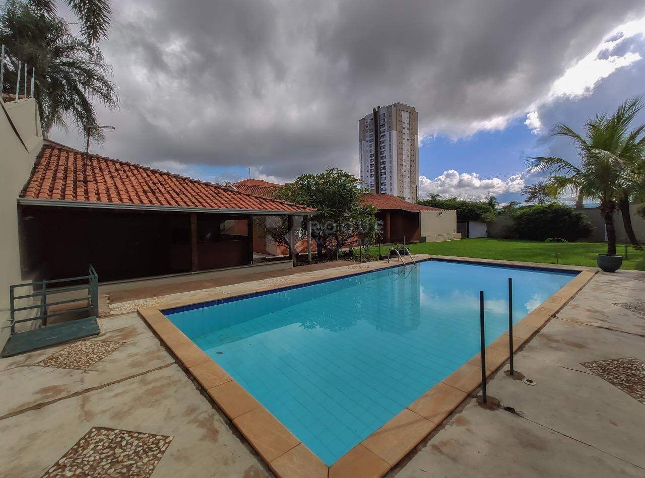 Casa em condomínio para aluguel no bairro Parque São Bento: Piscina 