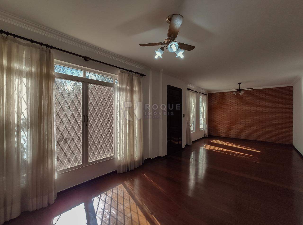 Casa em condomínio para aluguel no bairro Parque São Bento: Sala 