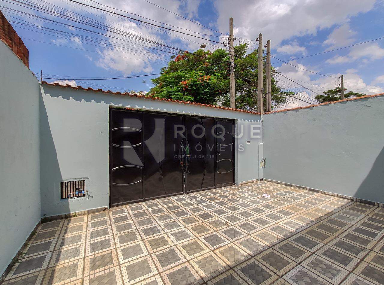 Casa Residencial para aluguel no Jardim Lagoa Nova: Frente