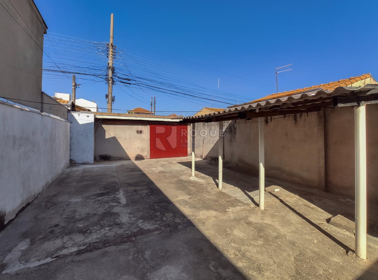 Casa Residencial para aluguel no bairro Jardim Gustavo Pecinini: Área da frente