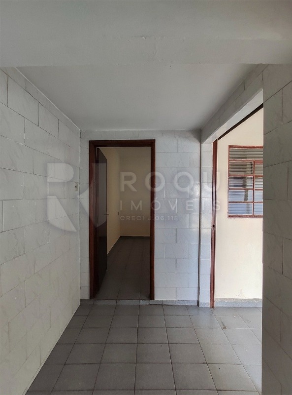 Casa Residencial para aluguel no bairro Jardim Gustavo Pecinini: Cozinha / Acesso