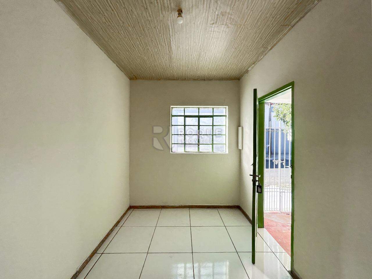 Casa Residencial para aluguel no bairro Vila Cristovam: Sala