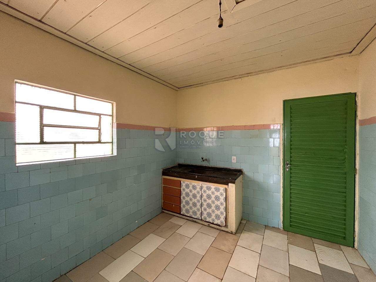 Casa Residencial para aluguel no bairro Vila Cristovam: Cozinha