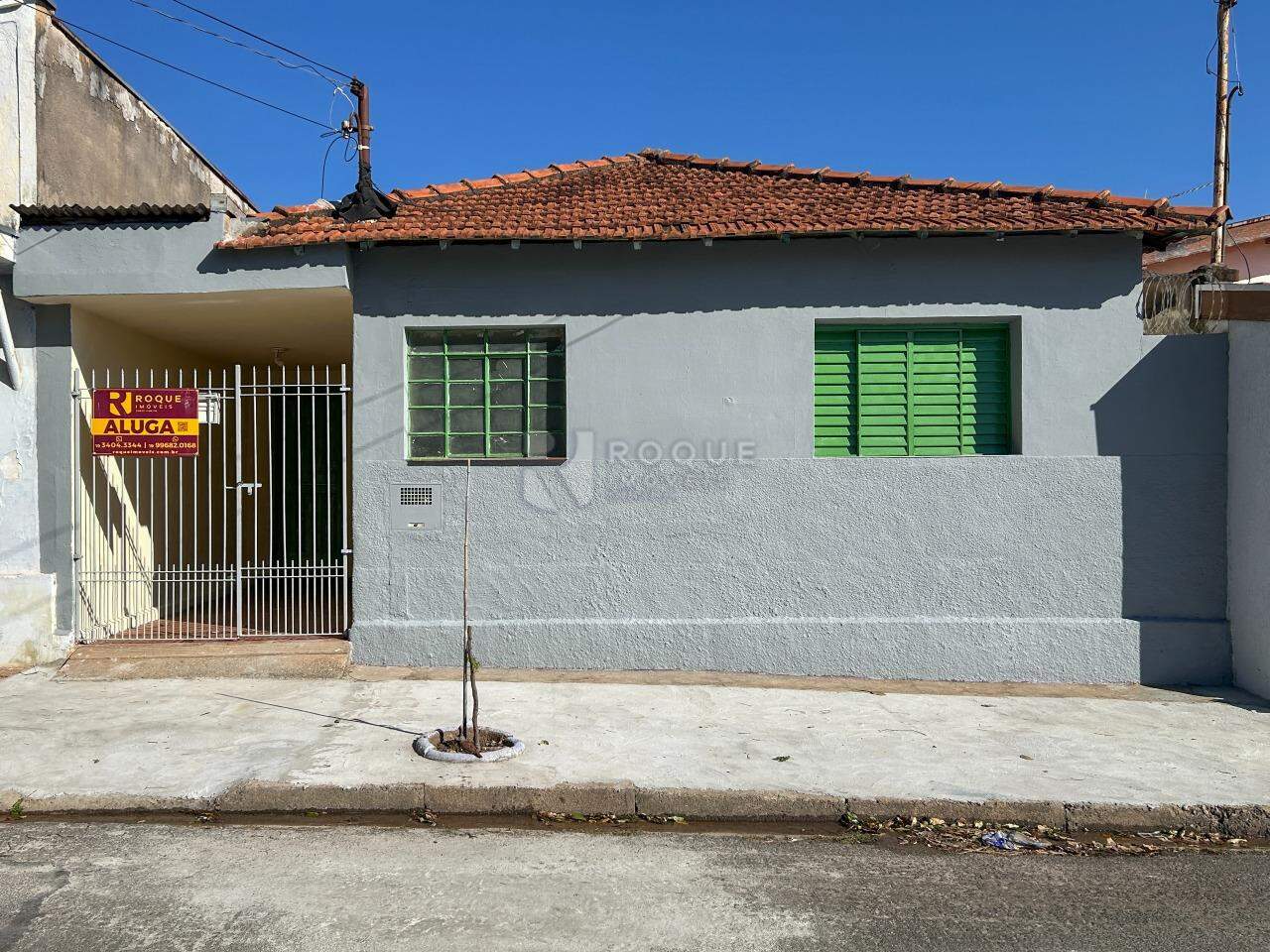 Casa Residencial para aluguel no bairro Vila Cristovam: Fachada 