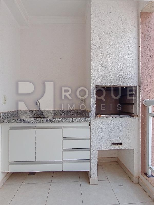 Apartamento para aluguel no bairro Desmembramento Oscar Antonio Breda: Sacada 