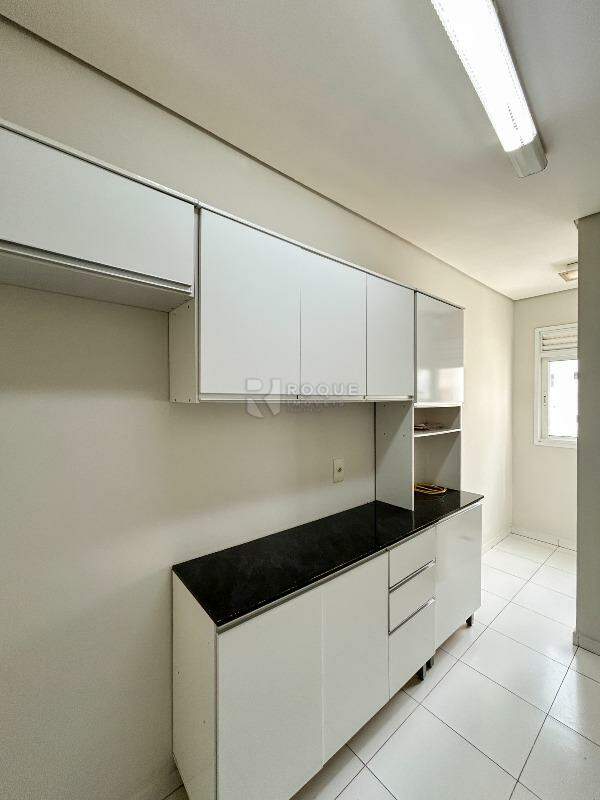 Apartamento para aluguel no bairro Desmembramento Oscar Antonio Breda: Cozinha 