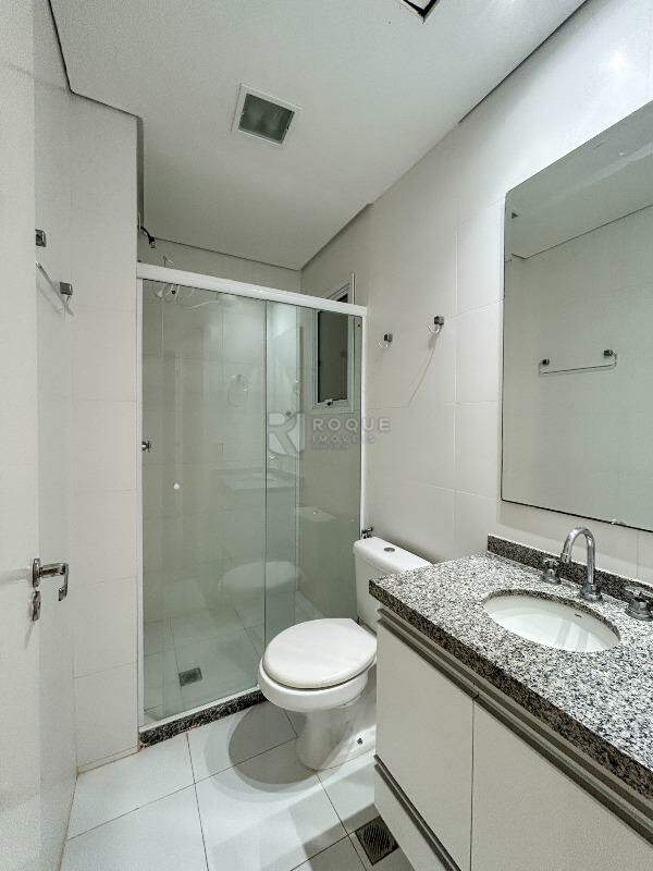 Apartamento para aluguel no bairro Desmembramento Oscar Antonio Breda: WC suíte