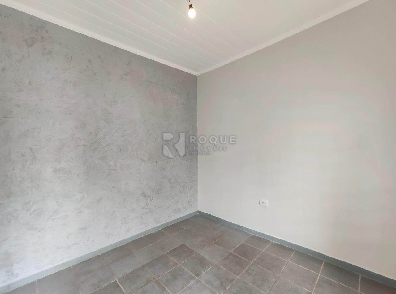 Casa Comercial para aluguel no bairro Centro: Sala 2
