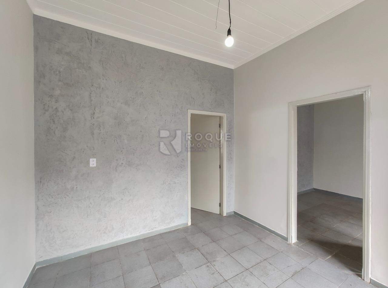 Casa Comercial para aluguel no bairro Centro: Sala 