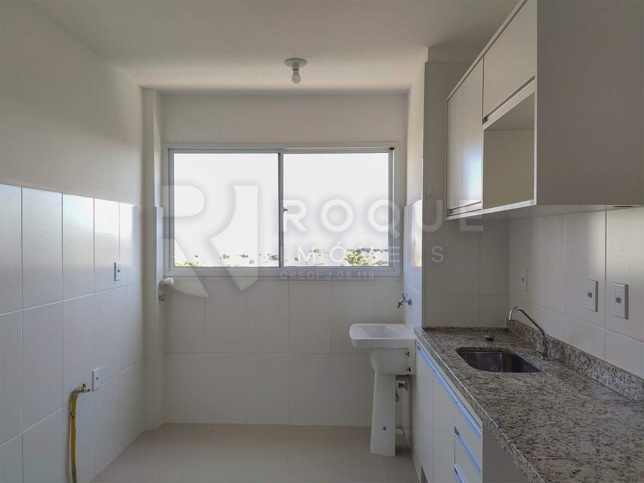 Apartamento para aluguel no bairro Chácaras Antonieta: Cozinha