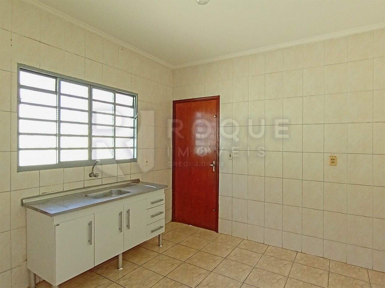 Casa Residencial para aluguel no bairro Parque Residencial Aeroporto: Cozinha 