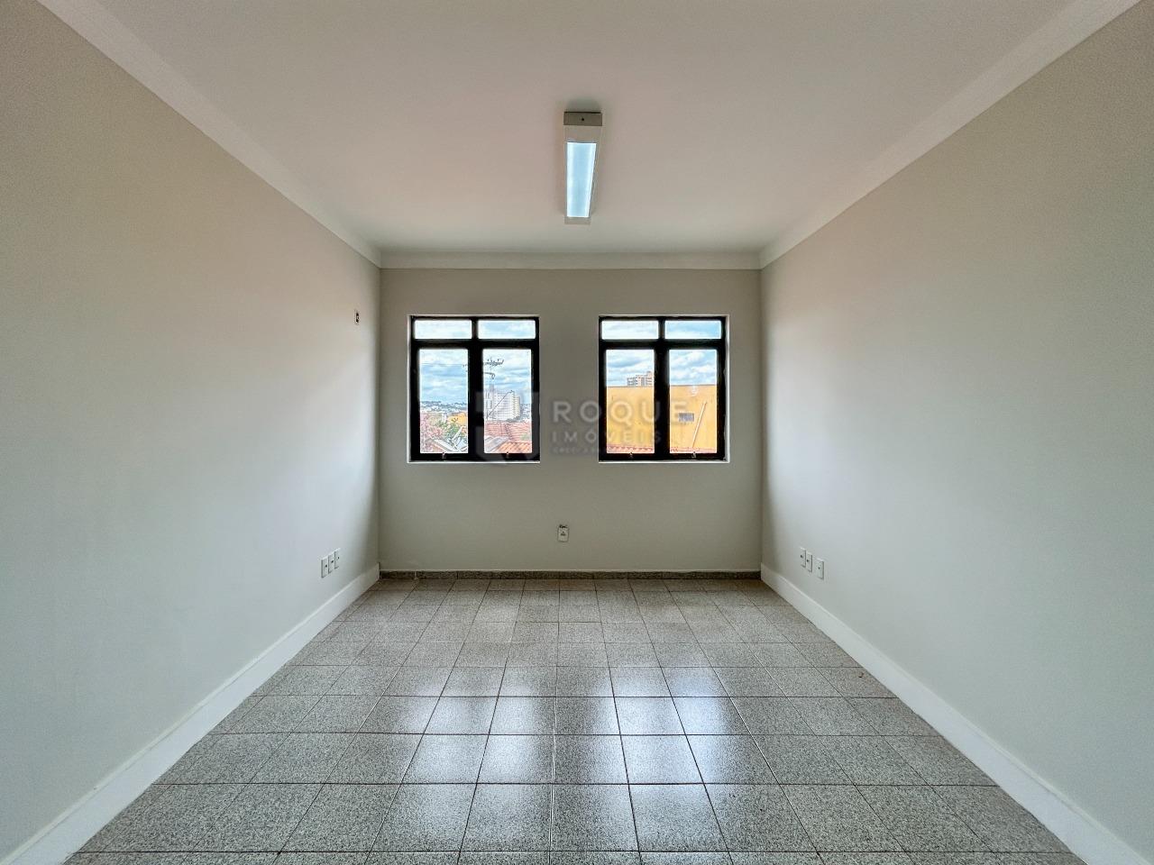 Salas/Conjuntos para aluguel no bairro Vila São João: Sala 