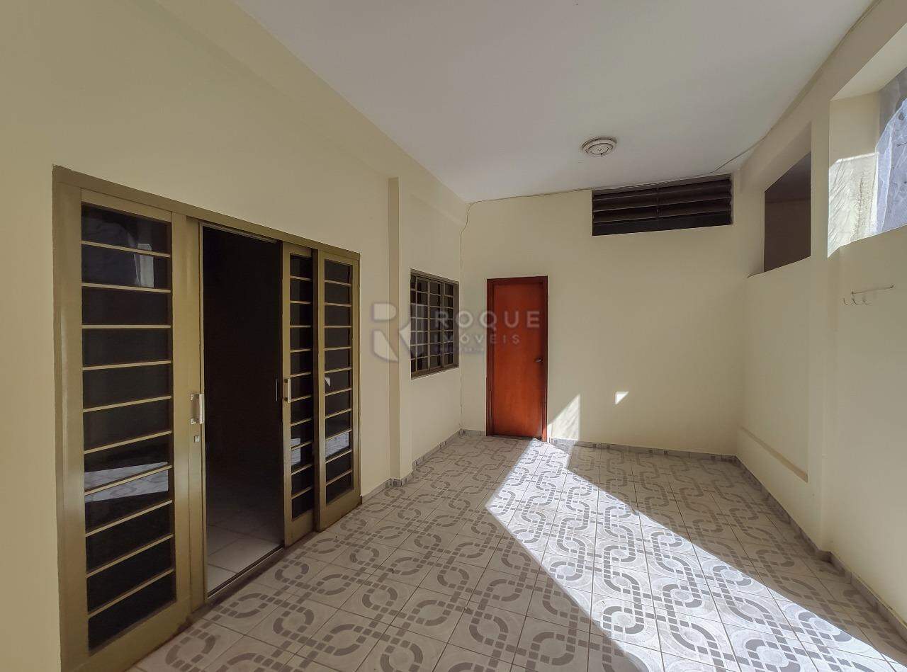 Casa Residencial para aluguel no bairro Jardim Olga Veroni: Frente 