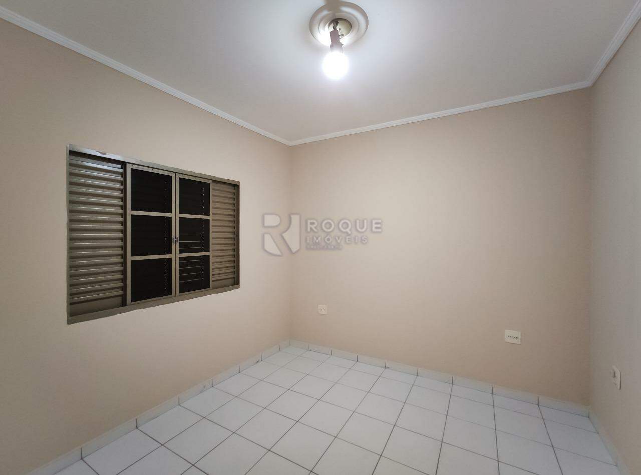 Casa Residencial para aluguel no bairro Jardim Olga Veroni: Dormitório 3 suíte 