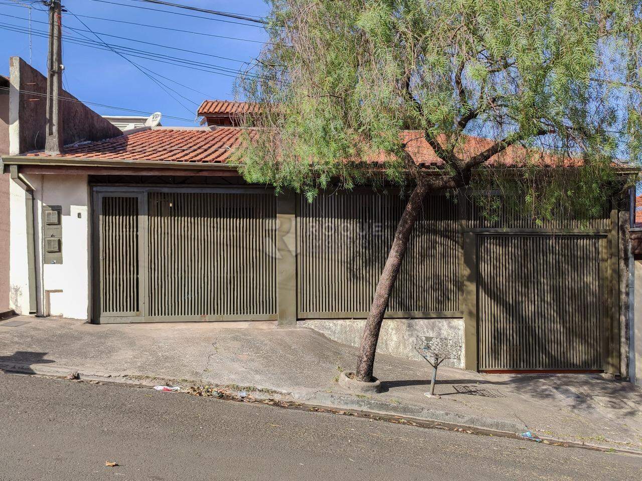 Casa Residencial para aluguel no bairro Jardim Olga Veroni: Fachada