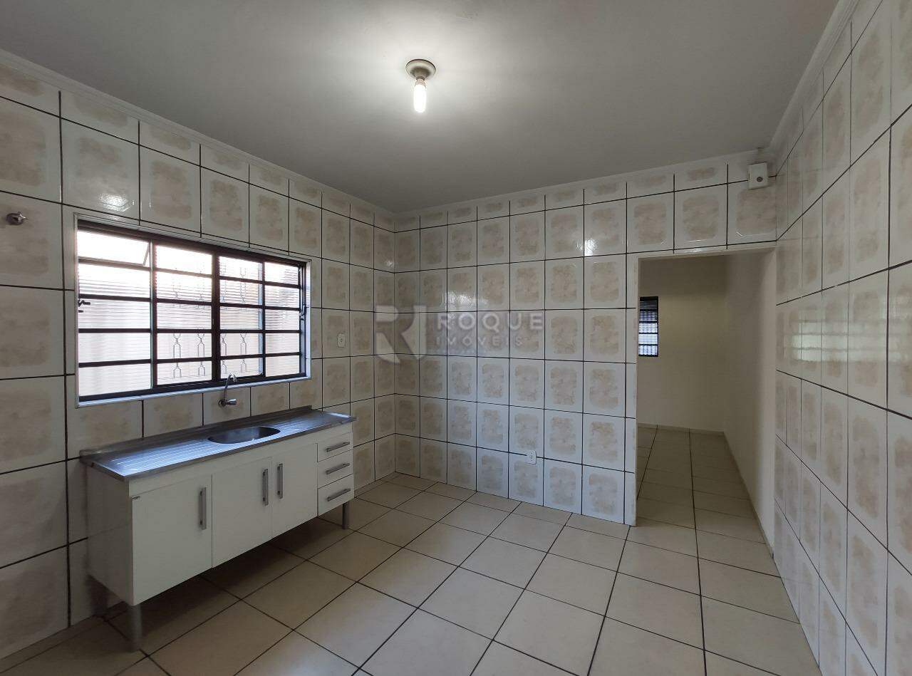 Casa Residencial para aluguel no bairro Jardim Ouro Verde: Cozinha 