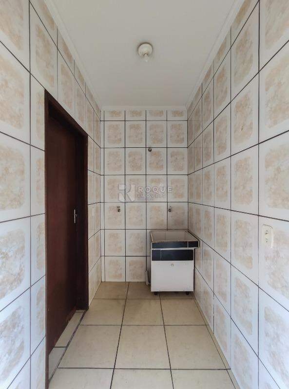 Casa Residencial para aluguel no bairro Jardim Ouro Verde: Área de serviço 