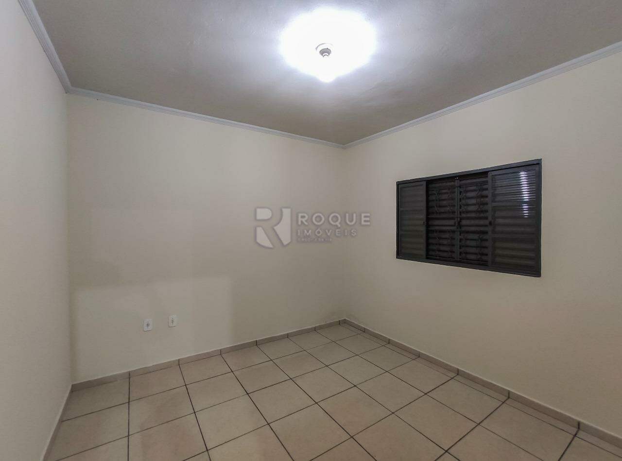 Casa Residencial para aluguel no bairro Jardim Ouro Verde: Dormitório 2