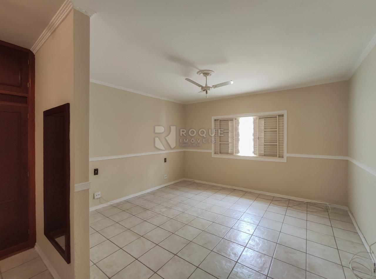 Casa em condomínio para aluguel no bairro Jardim Florença: Dormitório 3 suíte 