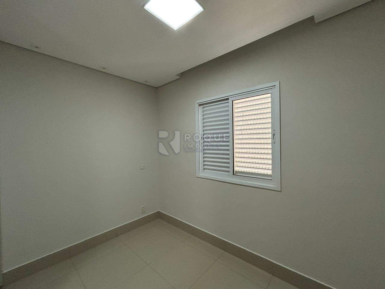 Apartamento para aluguel no bairro Desmembramento Oscar Antonio Breda: Dormitório 2