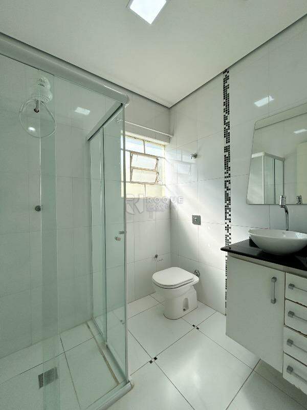 Apartamento para aluguel no bairro Cidade Jardim: WC social