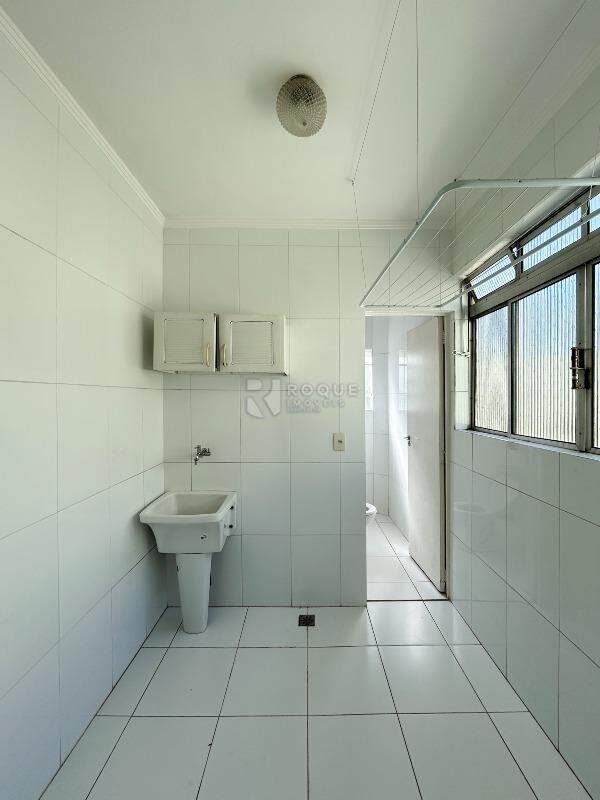 Apartamento para aluguel no bairro Cidade Jardim: Área de serviço