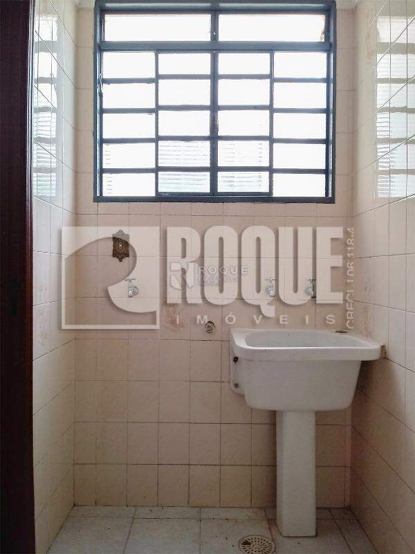 Casa Residencial para aluguel no bairro Jardim São Paulo: Área de serviços
