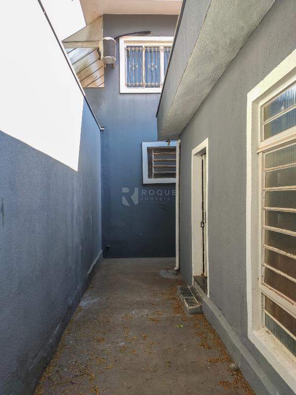 Casa Residencial para aluguel no bairro Jardim Bandeirantes: Corredor 