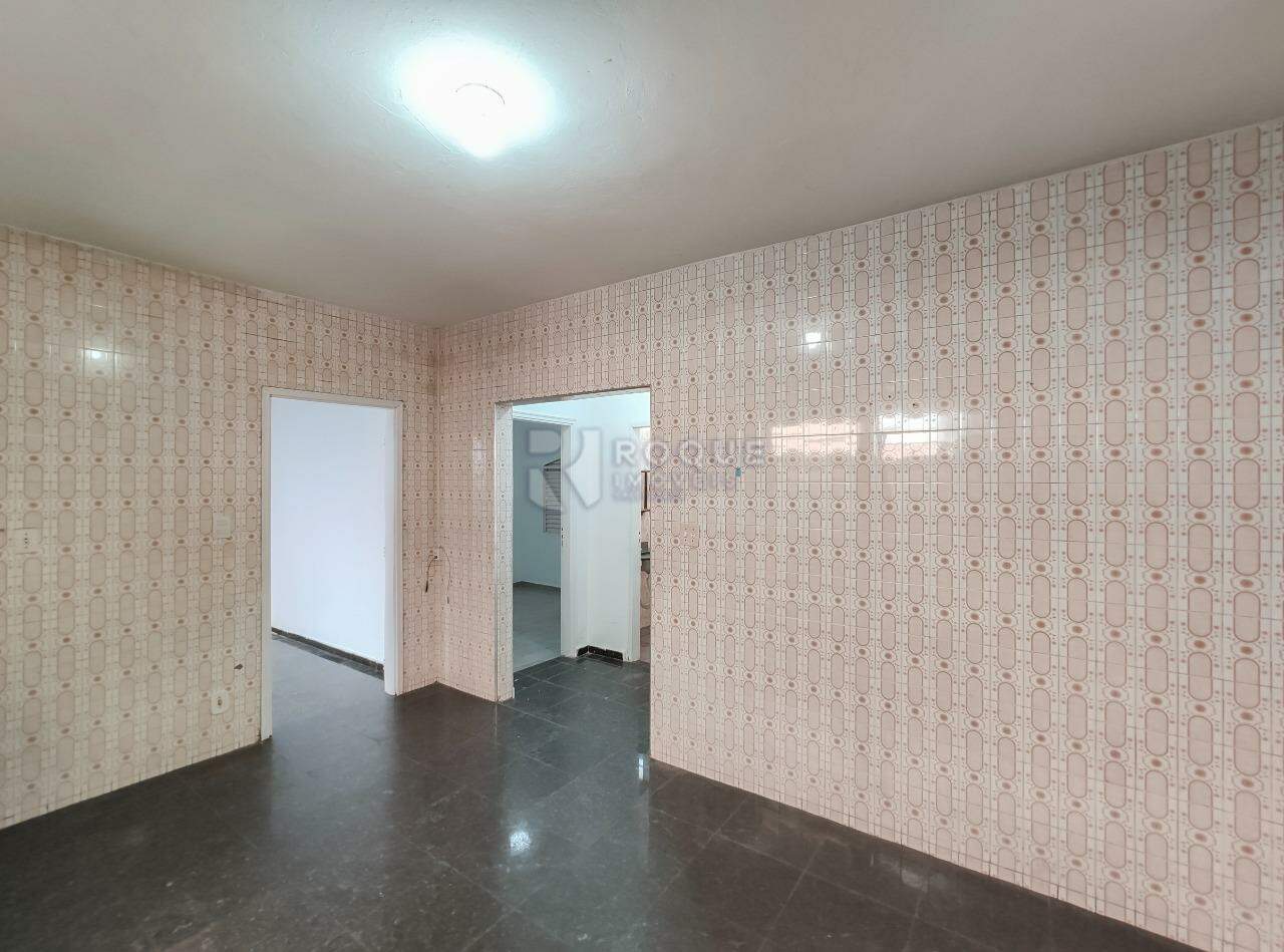 Casa Residencial para aluguel no bairro Jardim Bandeirantes: Cozinha 