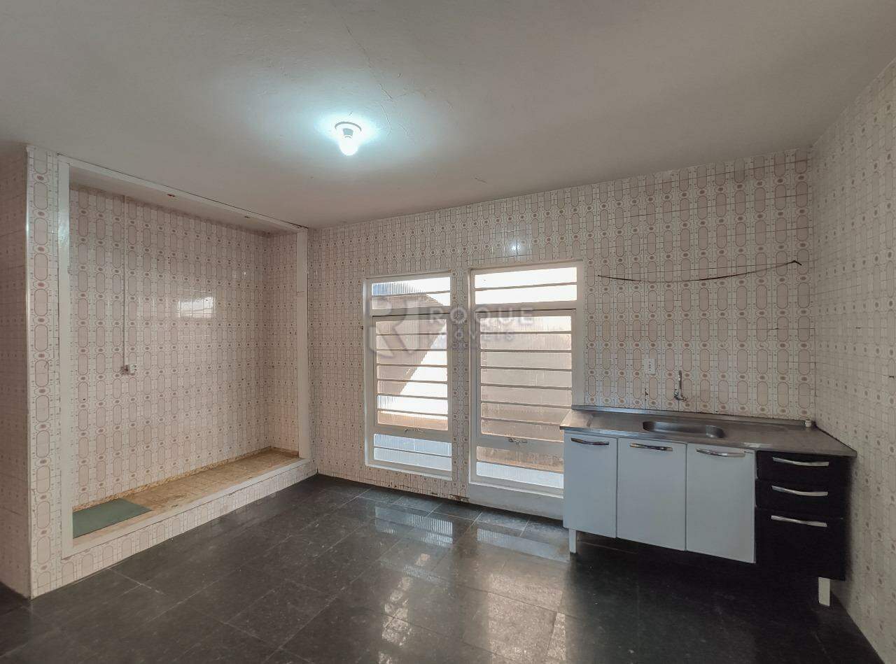 Casa Residencial para aluguel no bairro Jardim Bandeirantes: Cozinha 